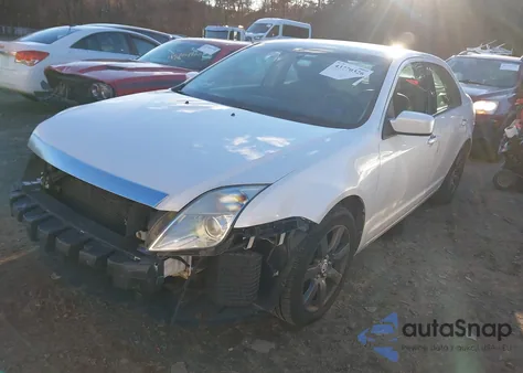 2010 Mercury Milan Premier z USA, uszkodzony, nr VIN 3MEHM0JA1AR648879